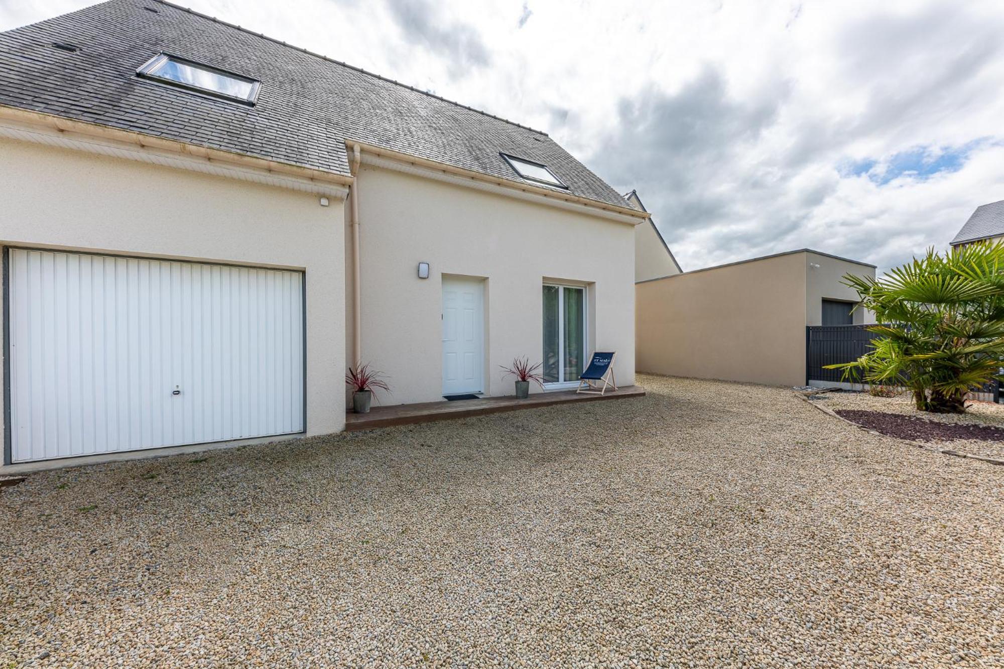 Maison Familiale 6 Personnes Miniac-Morvan 外观 照片